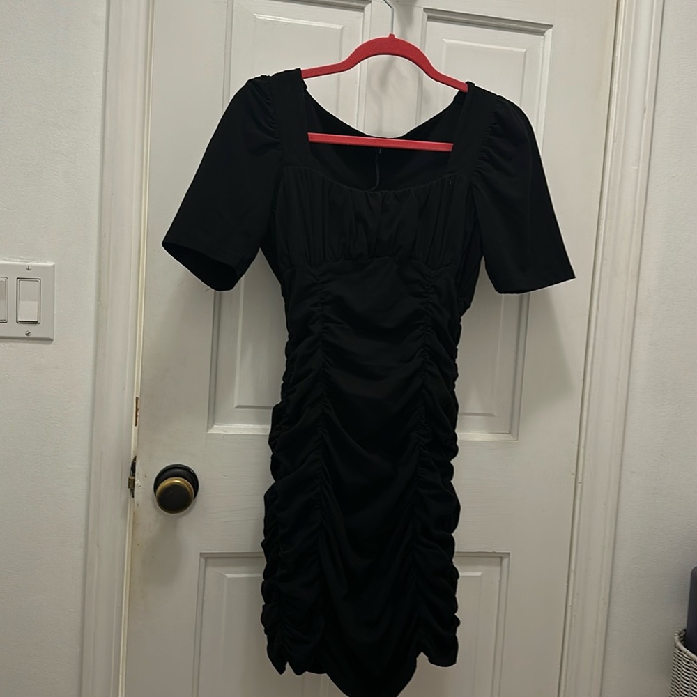 Monrow Black shirred dress. Size large.